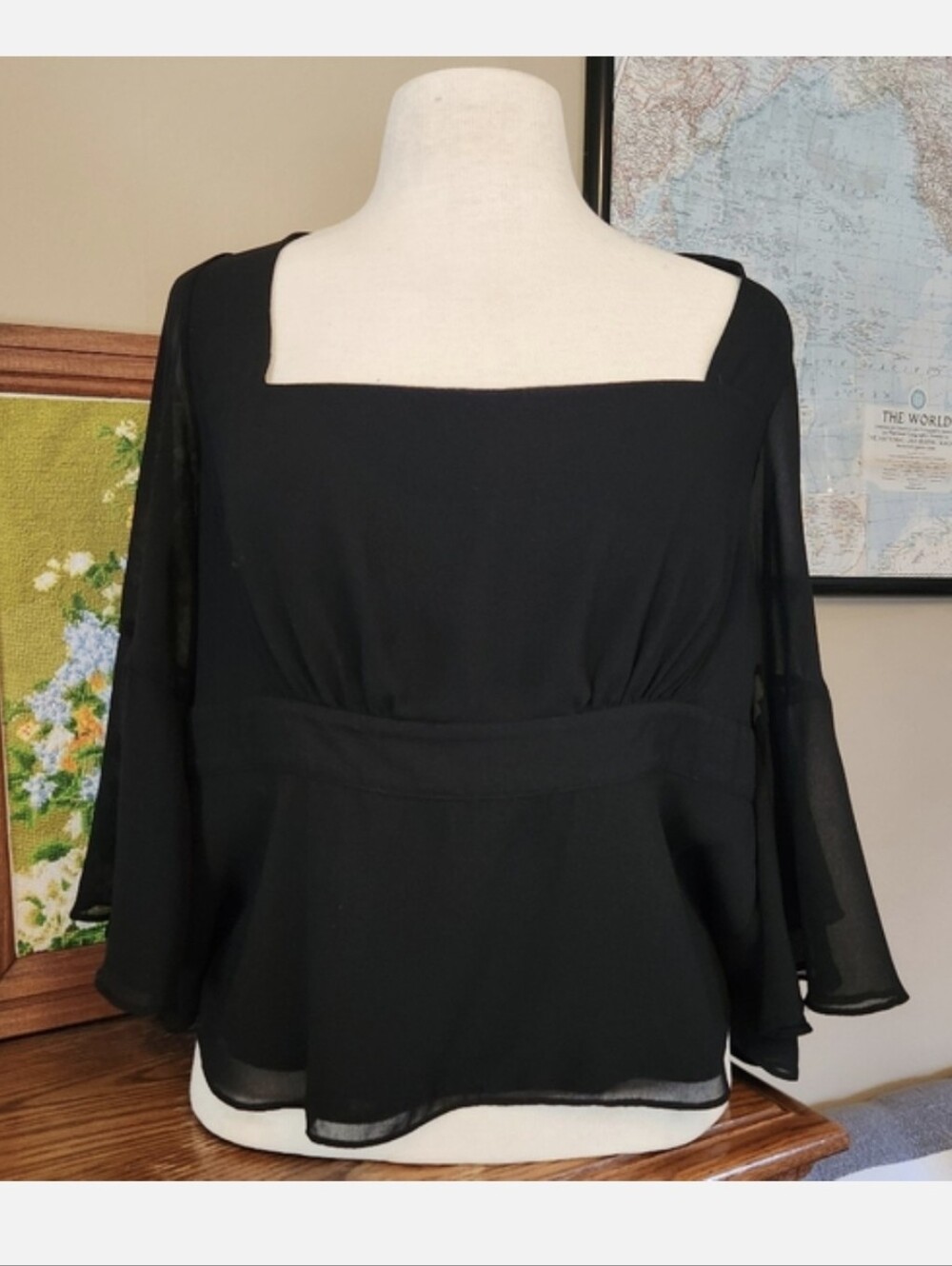 Black Women's Tie back Top bebe sz L
